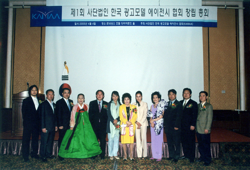 기념촬영002s.jpg